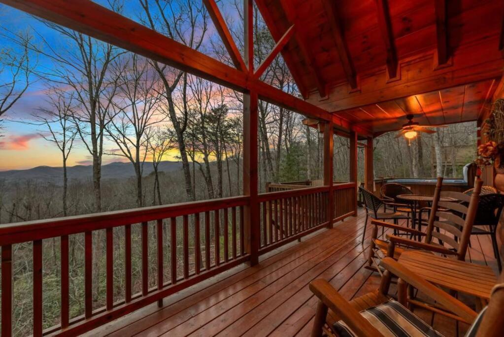 Villa Lil Slice Of Heaven - Perfect Views-Hot Tub-Wine à Blue Ridge Extérieur photo